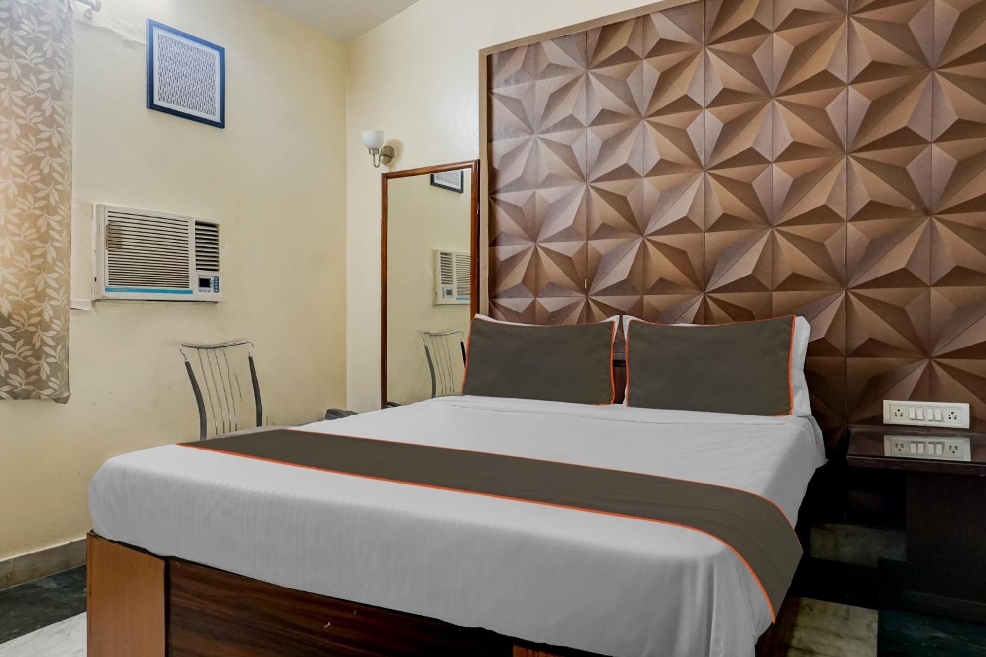 Hotel Galaxy Residency Kalyani Nagar Pune Bagian luar foto