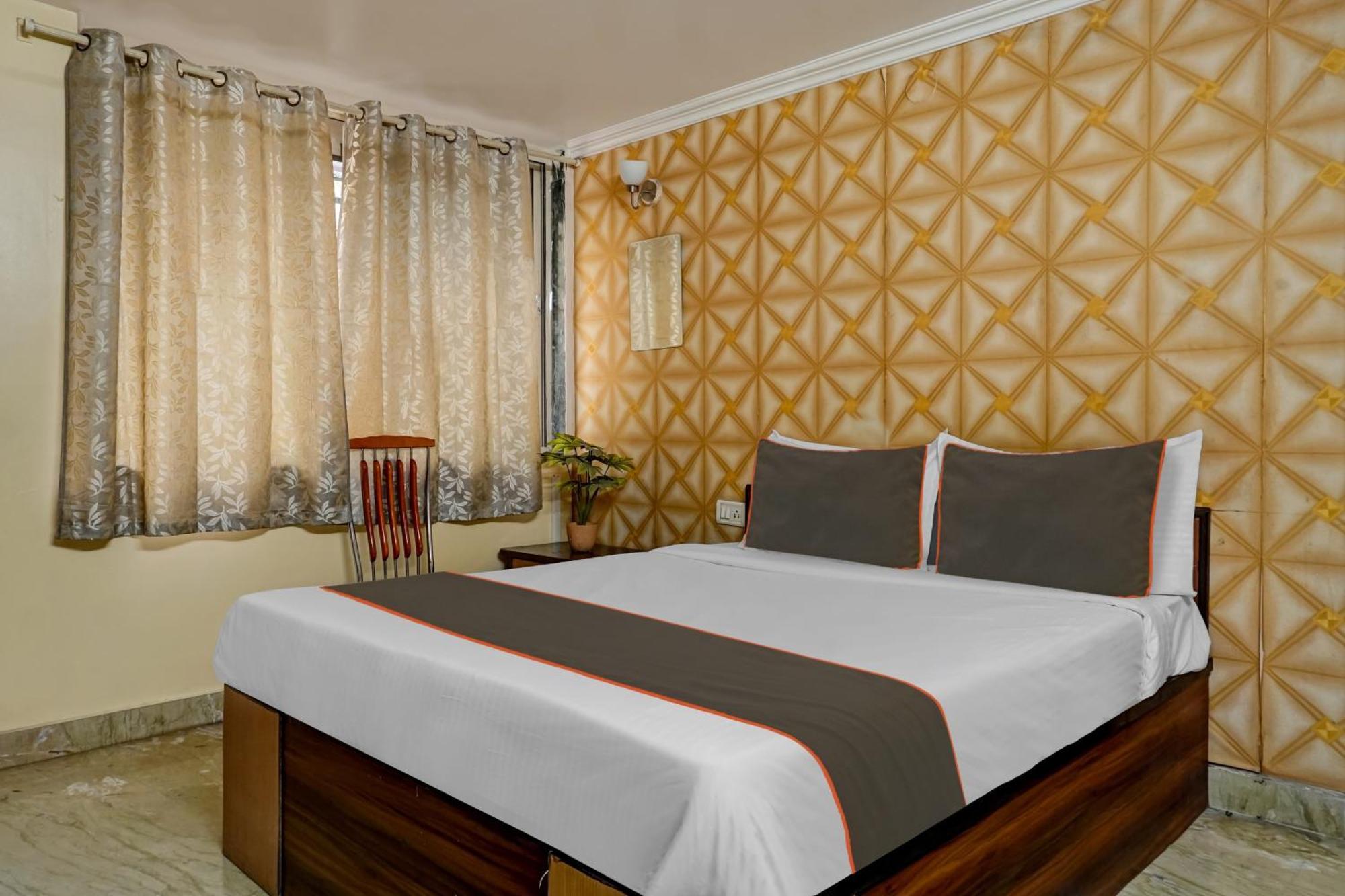 Hotel Galaxy Residency Kalyani Nagar Pune Bagian luar foto