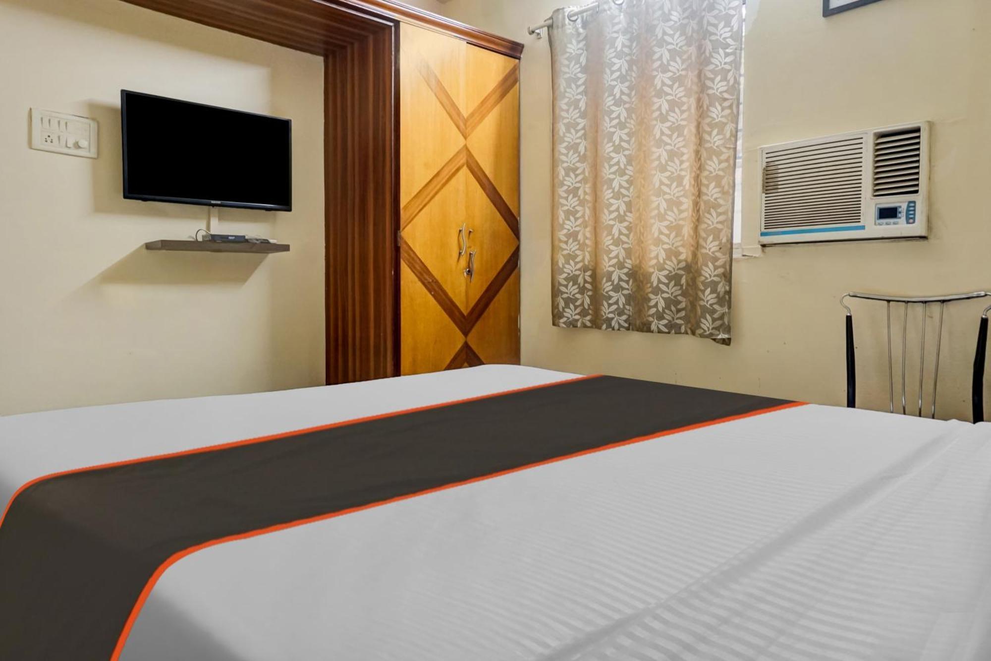 Hotel Galaxy Residency Kalyani Nagar Pune Bagian luar foto