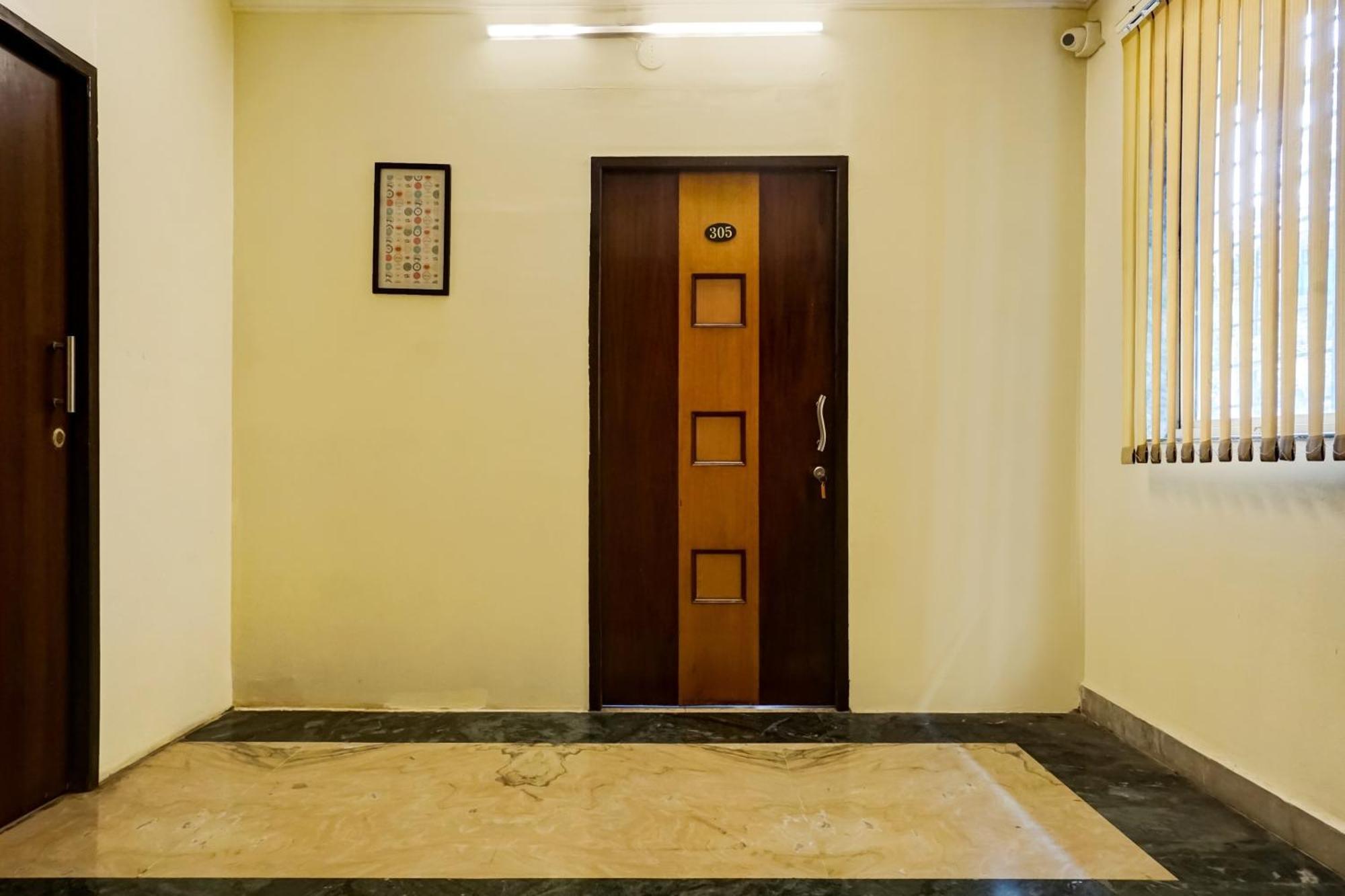 Hotel Galaxy Residency Kalyani Nagar Pune Bagian luar foto